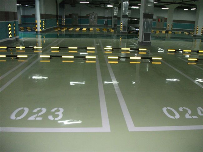 停車場地坪
